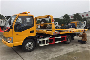 九龙哪里有拖车服务