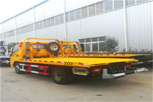 九龙附近拖车救援搭电