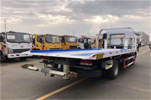 九龙汽车救援补胎