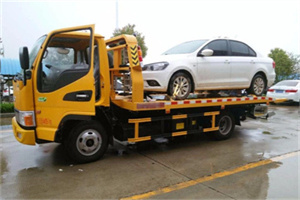 九龙附近拖车救援24小时服务热线